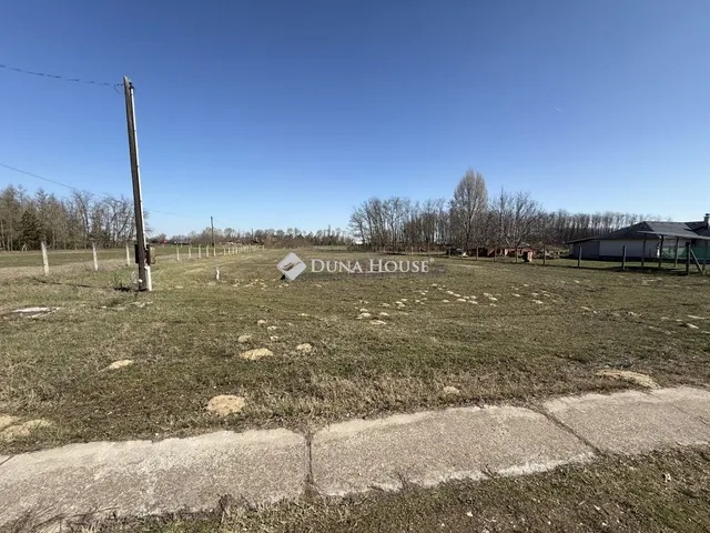 Eladó telek Kecskemét 3261 nm