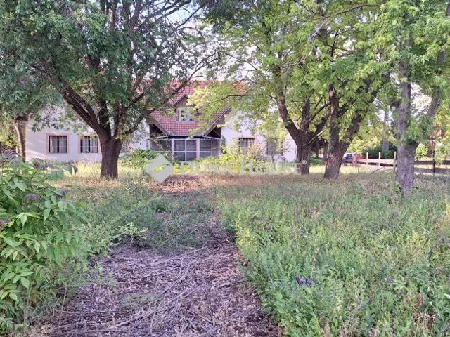 Eladó telek Kecskemét 15437 nm