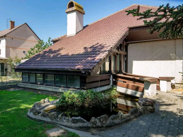 Eladó ház Jászszentlászló 210 nm