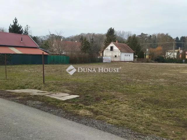 Eladó telek Szarvas 2781 nm