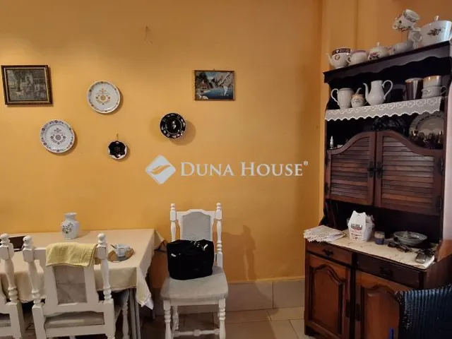 Eladó ház Nagykőrös, Csokonai utca 180 nm