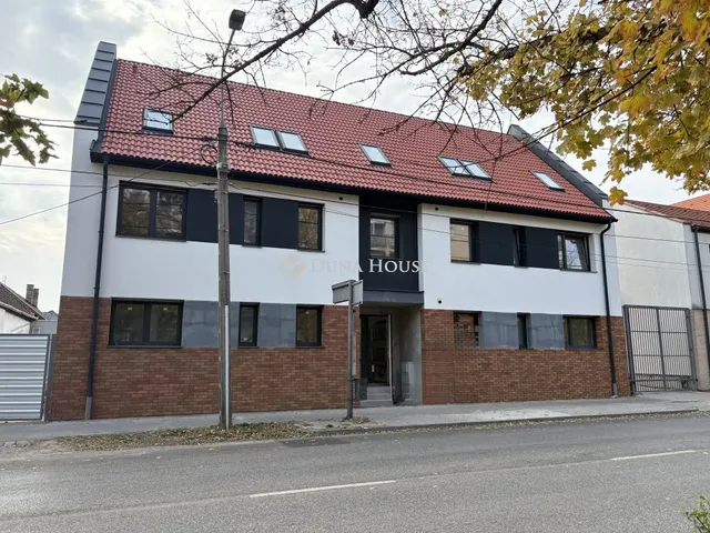 Eladó lakás Kecskemét 75 nm