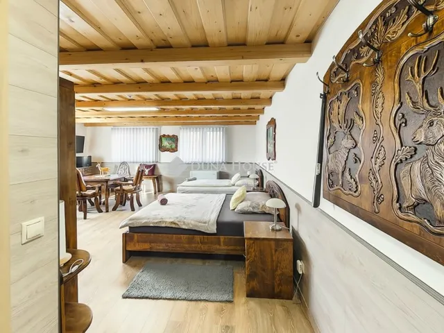 Eladó kereskedelmi és ipari ingatlan Csehbánya 1417 nm