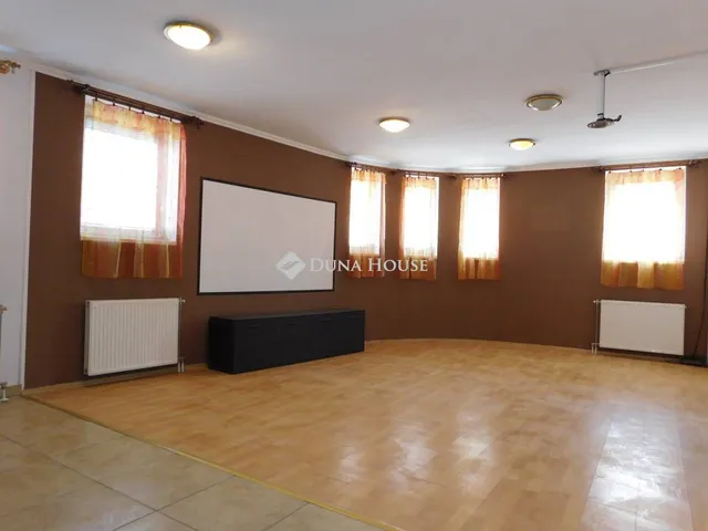 Kiadó lakás Kecskemét 86 nm