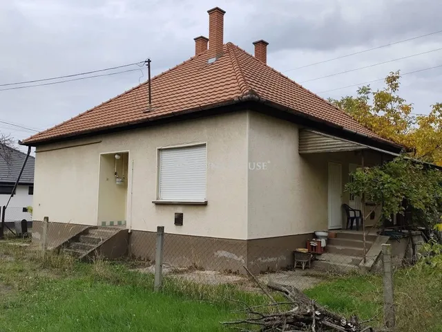 Eladó ház Izsák 108 nm