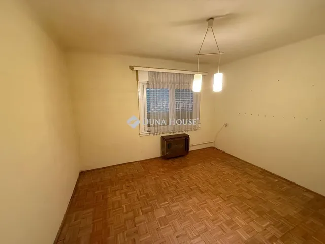 Eladó ház Izsák 108 nm