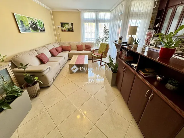 Eladó lakás Kecskemét 83 nm