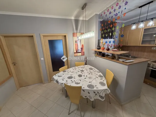 Kiadó lakás Kecskemét, Bakócz Tamás utca 53 nm