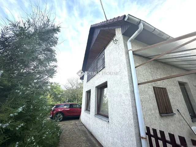 Eladó nyaraló Cserkeszőlő 93 nm
