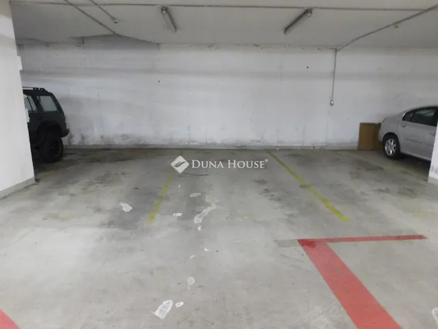 Eladó garázs Budapest VIII. kerület, Nagy Templom utca 15 nm