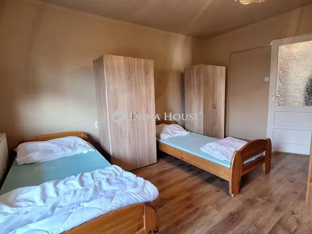Kiadó ház Jakabszállás 130 nm