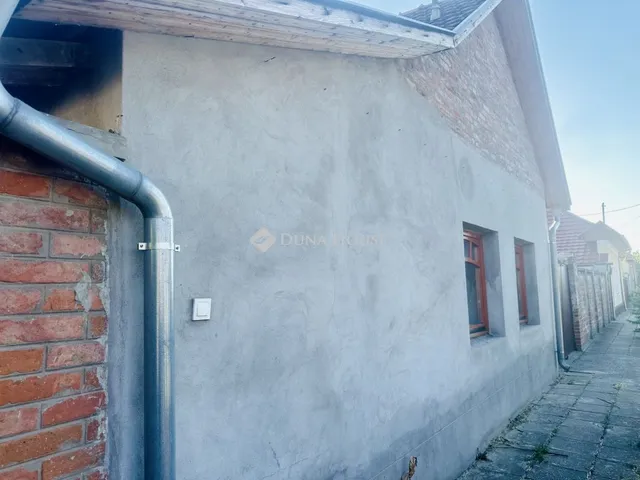 Eladó ház Tiszakécske 91 nm