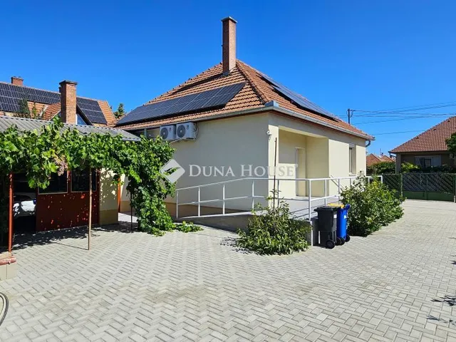 Eladó ház Kecskemét 78 nm
