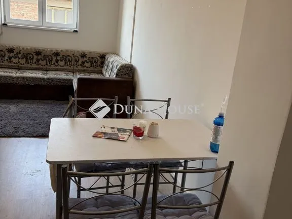 Eladó lakás Budapest XXI. kerület, Központi út 36 nm