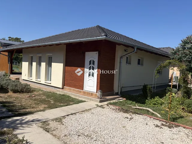 Eladó ház Tököl 120 nm