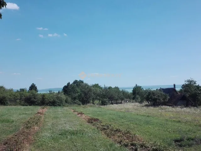 Eladó telek Balatonakali 2786 nm