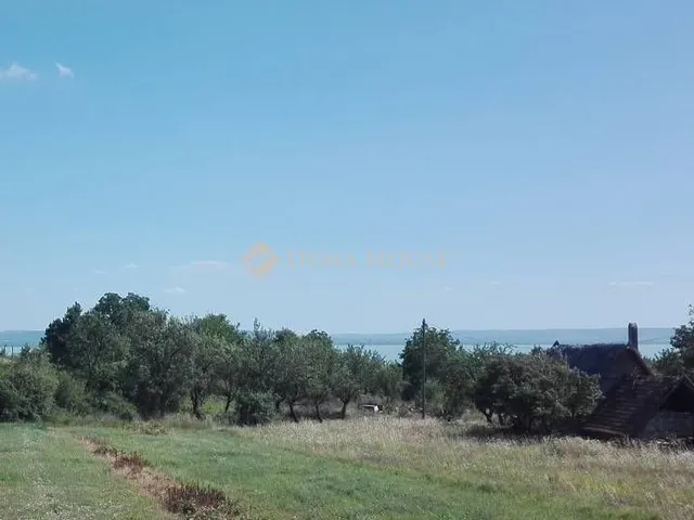 Eladó telek Balatonakali, Zártkert 2786 nm