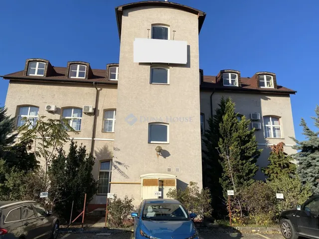 Eladó kereskedelmi és ipari ingatlan Budapest XIV. kerület 3997 nm