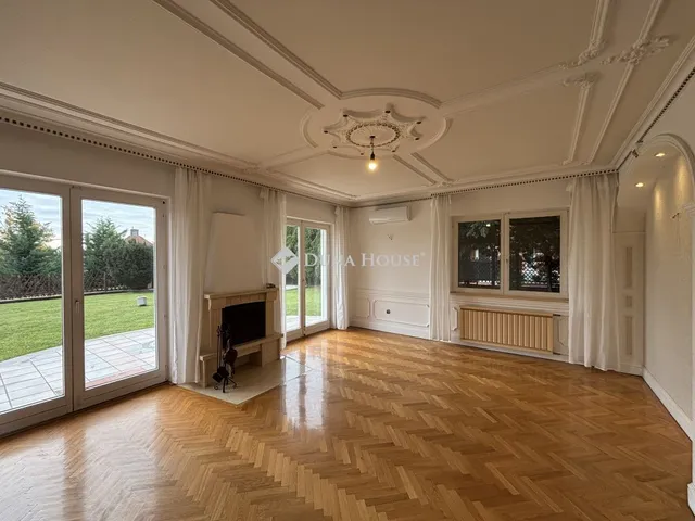 Kiadó ház Budapest II. kerület, Cseppkő utca 180 nm