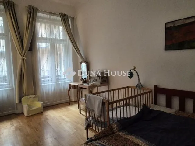 Eladó lakás Budapest VII. kerület, István utca 72 nm