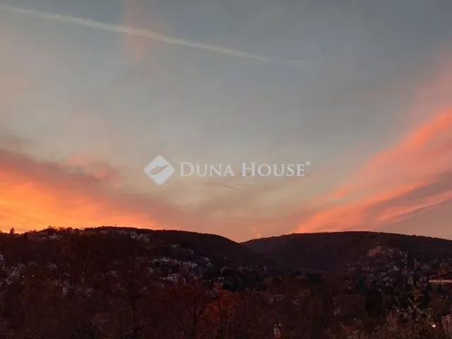 Eladó ház Budapest II. kerület, Vadalma utca 168 nm