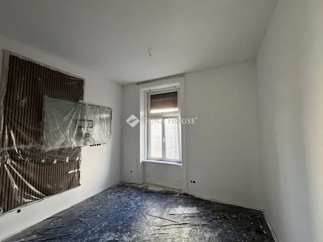 Eladó lakás Budapest II. kerület, Lukács utca 35 nm
