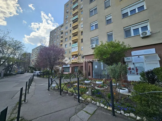 Eladó lakás Budapest III. kerület 50 nm