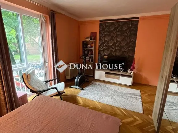 Eladó lakás Budapest III. kerület, Meggyfa utca 35 nm