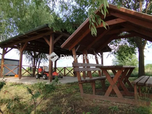 Eladó telek Tápiószőlős, Cédrus út 31422 nm