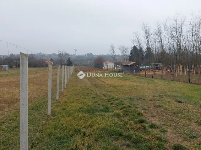 Eladó telek Kaposvár 2627 nm