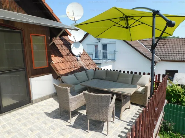 Eladó ház Balatonboglár 212 nm