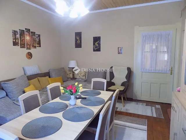 Eladó ház Igal, Szent István utca 82 nm