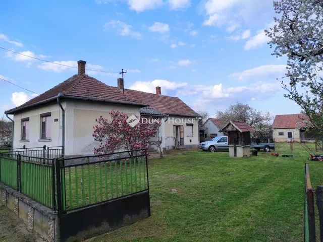 Eladó ház Bodrog 87 nm