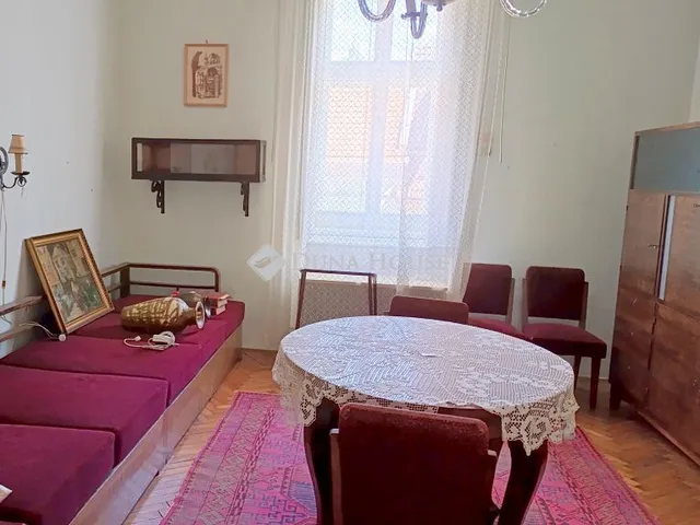 Eladó lakás Kaposvár, Géza utca 80 nm
