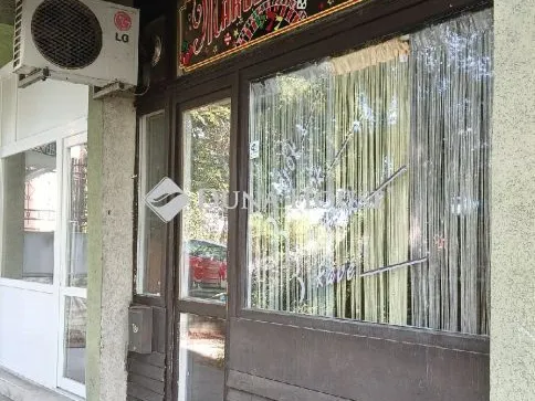 Eladó kereskedelmi és ipari ingatlan Kaposvár 37 nm