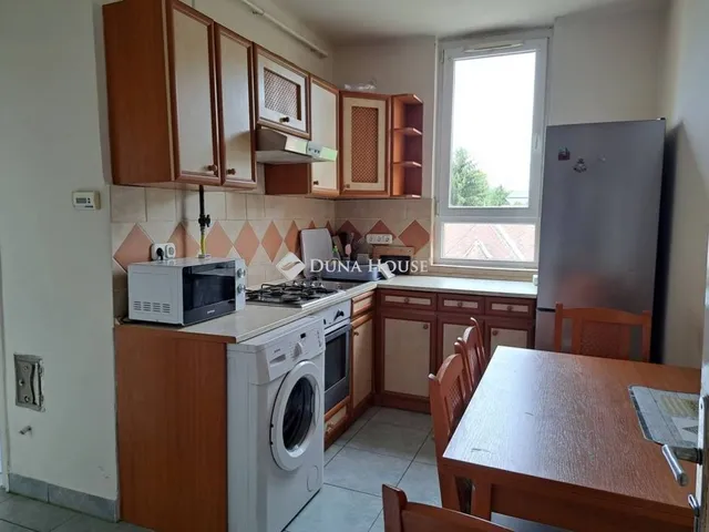 Kiadó lakás Kaposvár, Gróf Apponyi Albert köz 52 nm