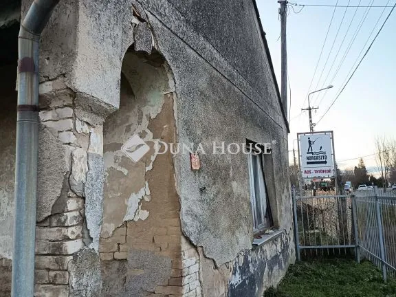 Eladó ház Baté, Fő utca 89 nm