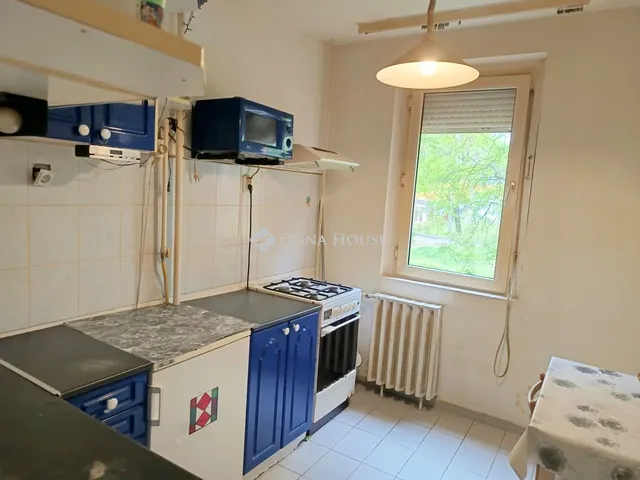 Eladó lakás Kaposvár, Szondi György utca 59 nm