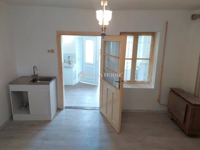 Eladó lakás Kaposvár 22 nm