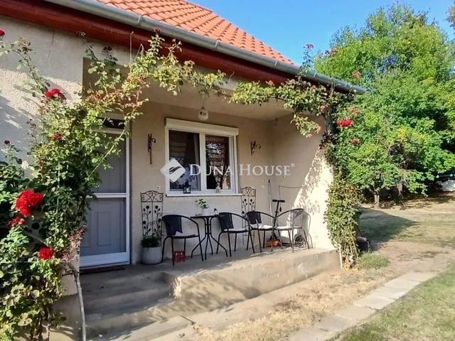 Eladó ház Szenna 65 nm