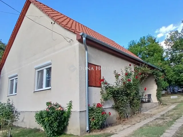 Eladó ház Szenna 65 nm