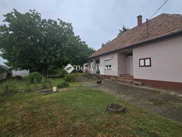 Eladó ház Csátalja 104 nm