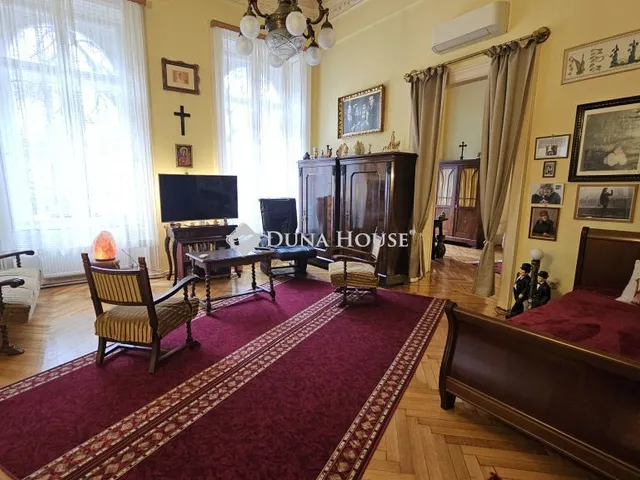 Eladó lakás Budapest VI. kerület 157 nm