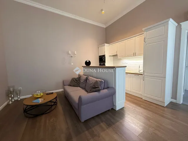 Eladó lakás Budapest VII. kerület, Damjanich utca 64 nm