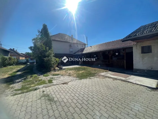 Eladó ház Tura 170 nm