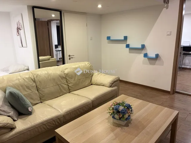 Eladó lakás Budapest VI. kerület 43 nm