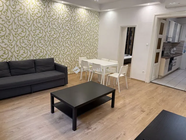 Eladó lakás Budapest VII. kerület, Kertész utca 100 nm