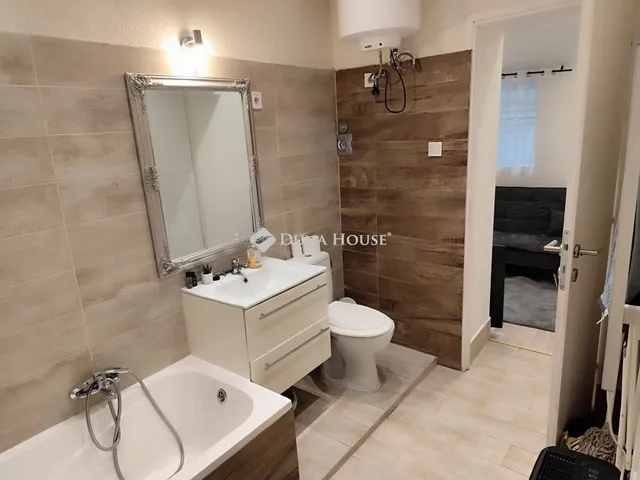 Eladó lakás Budapest VI. kerület 20 nm