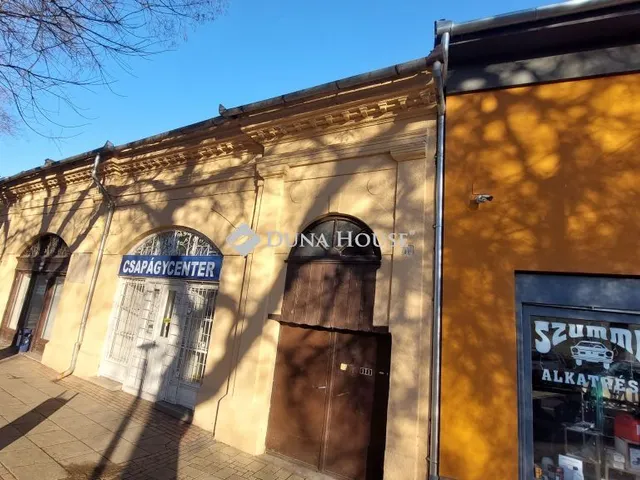 Eladó ház Dombóvár, Szabadság utca 150 nm