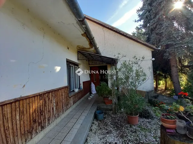 Eladó ház Egyházaskozár 108 nm